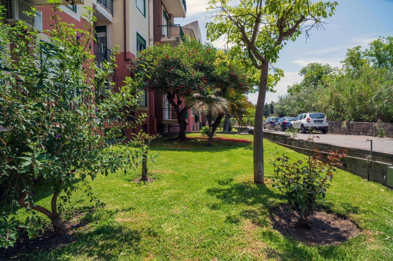 Casa Lina Villa จีอาร์ดีนี นักซอส ภายนอก รูปภาพ